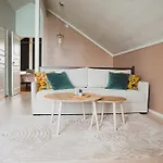 Modern Seafront With Sauna 8 Mins To Leknes