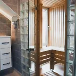 Modern Seafront With Sauna 8 Mins To Leknes *