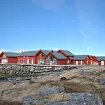 Modern Seafront With Sauna 8 Mins To Leknes Feriehus Storeidet