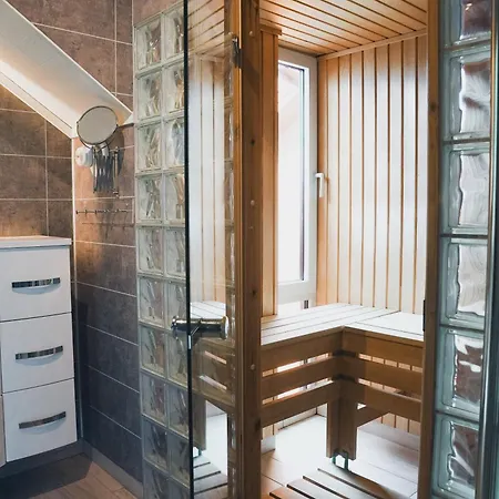 Modern Seafront With Sauna 8 Mins To Leknes *