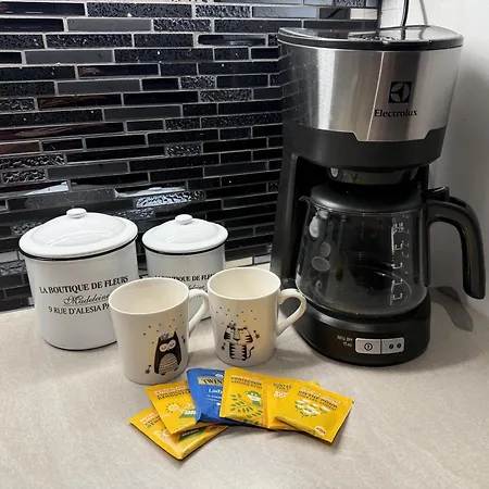 Modern Seafront With Sauna 8 Mins To Leknes Сasa de vacaciones