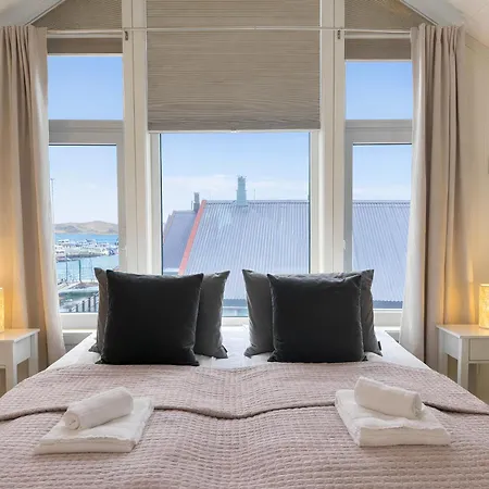 בית נופש Modern Seafront With Sauna 8 Mins To Leknes *