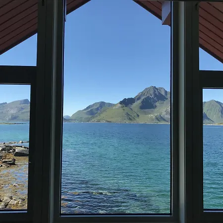 Semesterbostad Modern Seafront With Sauna 8 Mins To Leknes