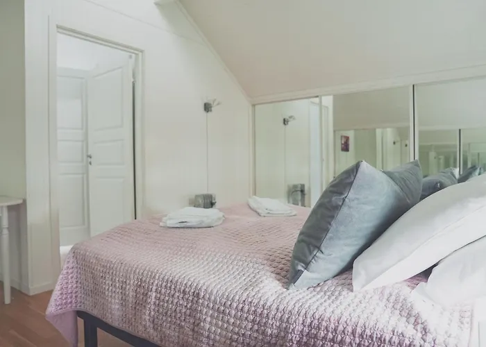 Ferienhaus Modern Seafront With Sauna 8 Mins To Leknes *
