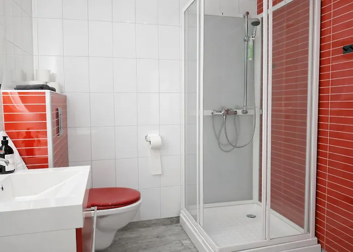 Modern Seafront With Sauna 8 Mins To Leknes Ferienhaus