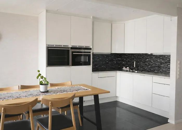 Ferienhaus Modern Seafront With Sauna 8 Mins To Leknes Storeidet
