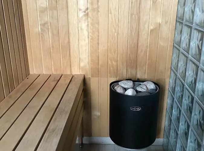 Ferienhaus Modern Seafront With Sauna 8 Mins To Leknes Storeidet