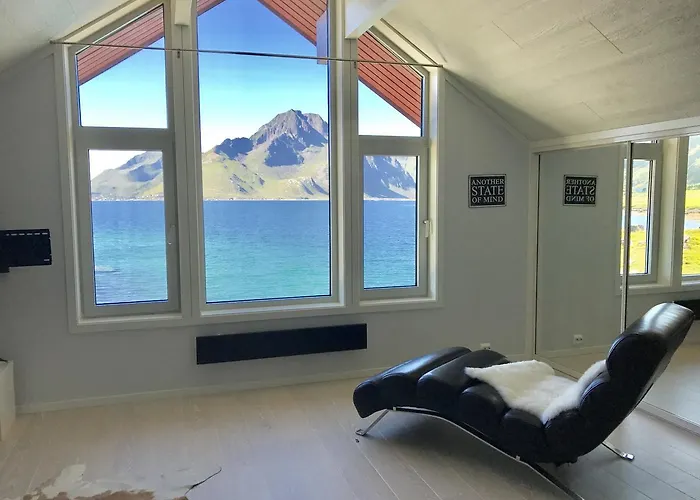 Ferienhaus Modern Seafront With Sauna 8 Mins To Leknes Storeidet